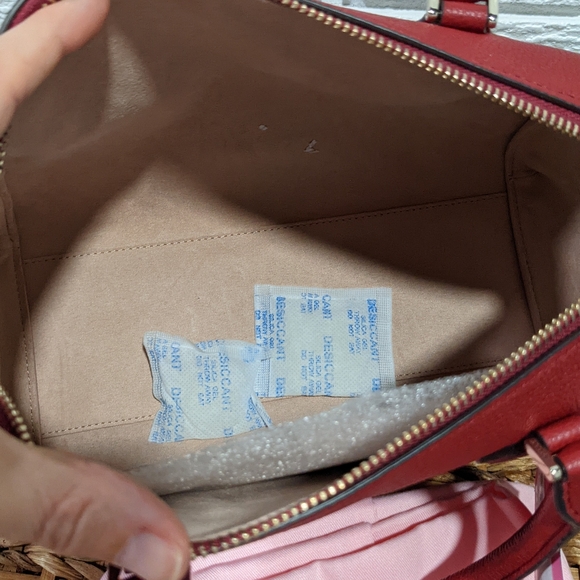 NWT Kate Spade red currant pebbled leather MD satchel - Picture 7 of 11